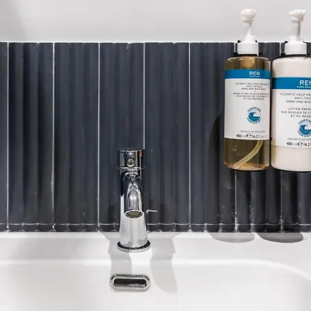 Lägenhetshotell Numa Linea 3*