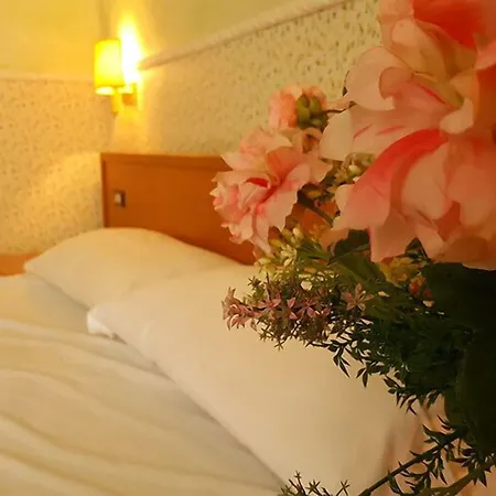 Numa Linea Aparthotel Rome
