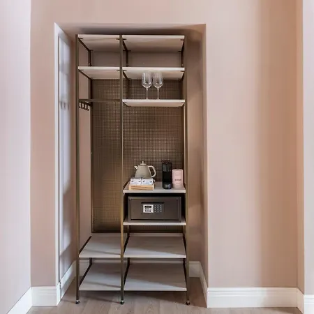 Numa Linea 3* Rome