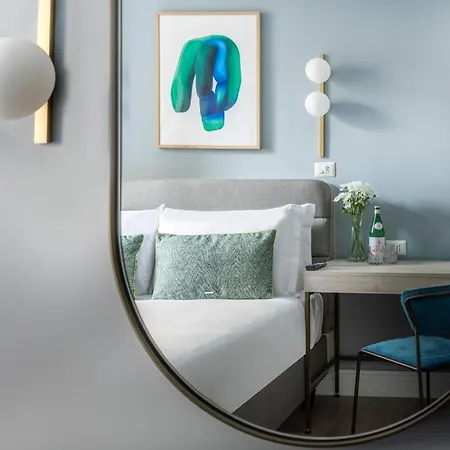Numa Linea Aparthotel
