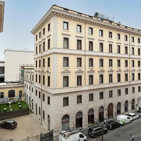 Numa Linea Aparthotel 3*