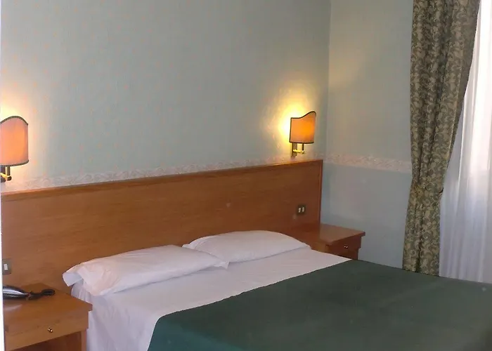Hotel Numa Linea 3*